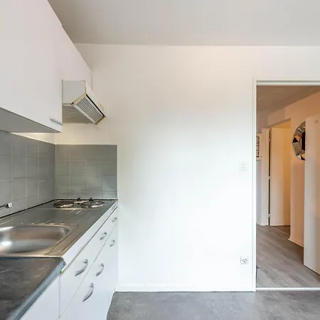M061 Joli Chaleureux Apartment *