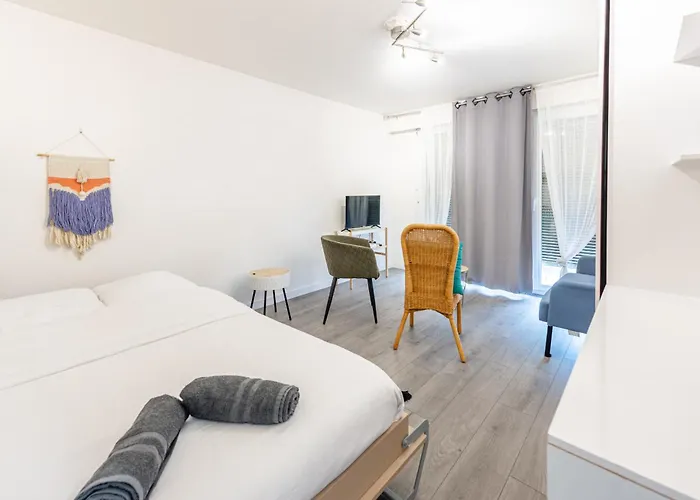 M061 Marquer Joli Chaleureux Apartamento *