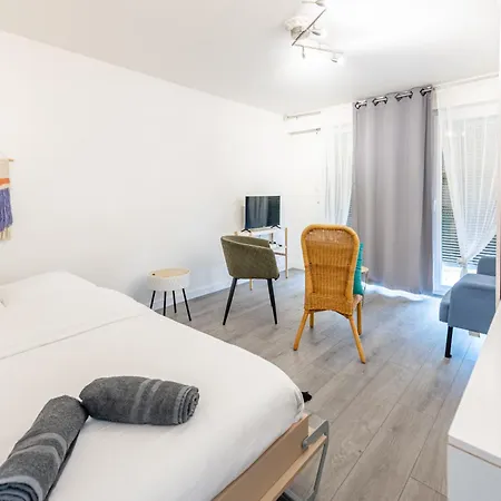 M061 Marquer Joli Chaleureux דירה *