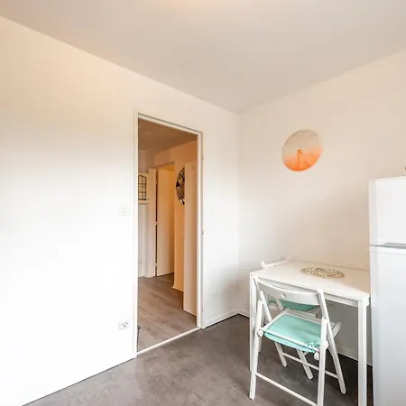 M061 Marquer Joli Chaleureux * Annemasse